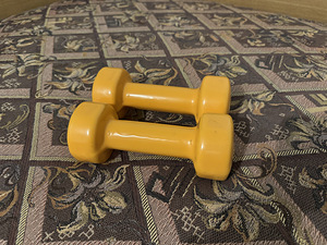 Käsiraskused 2kg (2 foto / 2)