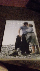 The mother (1 foto / 2)