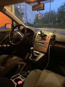 Toyota Corolla Verso 2008 (5 foto / 5)
