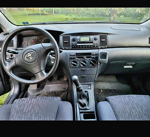 Toyota Corolla 1.6 81KW (3 foto / 9)