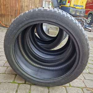 Nokian naastrehvid 275/40/20 ja 315/35/20 (2 foto / 4)