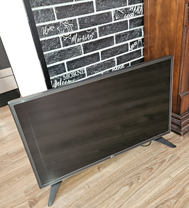 Телевизор LG (1 фото из 1)