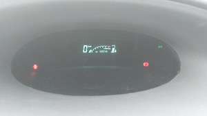 Продается Toyota Yaris 2004 1.3 64kw (9 фото из 11)