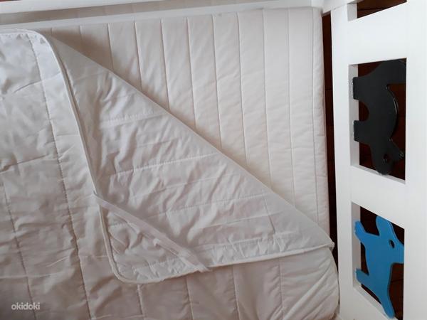 Деревянная кровать ИКЕА (70х160 см) и матрас (фото #2)