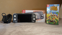 Nintendo Switch Lite + Animal Crossing New Horizons
