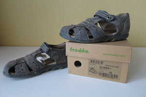 Froddo nahast sandaalid nr 30 (1 foto / 3)