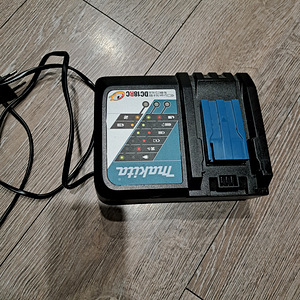 Makita (2 фото из 2)