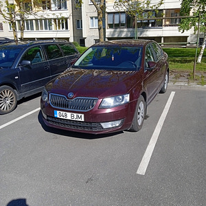 Skoda Octavia (5 foto / 7)