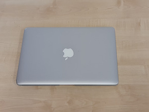 MacBook air 13" 128GB ssd A1466 (3 foto / 10)