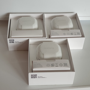 Samsung Galaxy Buds 2 Новые (2 фото из 5)
