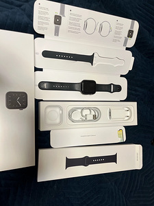 Apple Watch 5 series(44mm) (4 foto / 4)