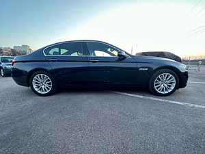BMW f10 530d xrive (3 foto / 10)