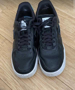 Nike Air Force originaalsed tossud (2 foto / 3)