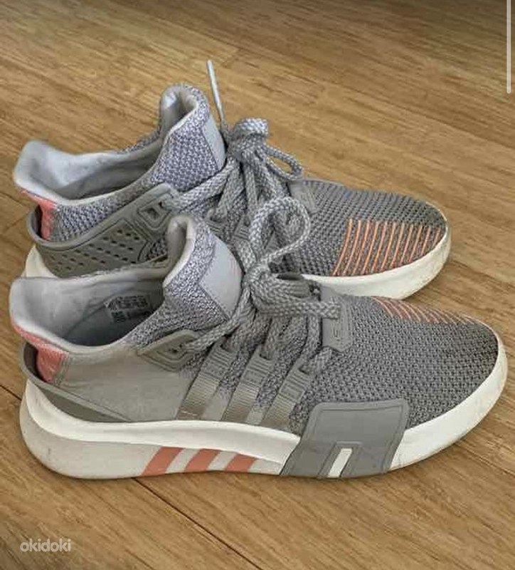 Оригинальные кроссовки Adidas - Tallinn, Женская обувь – okidoki