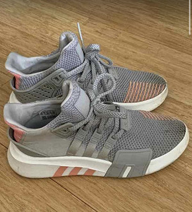 Adidas originaalsed tossud (1 foto / 3)