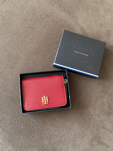 Guess, Tommy xs-s (4 foto / 10)