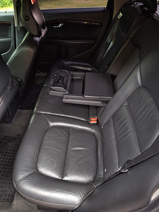 Volvo v70 (8 foto / 11)