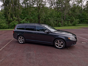 Volvo v70 (5 foto / 11)