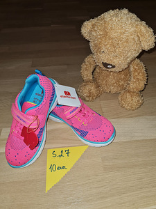 Новые кросовки для девочки ELEFANTEN 27 размер