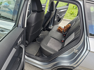Skoda Karoq 2019 (9 foto / 10)