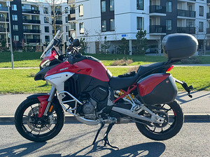 Ducati Multistrada V4S Travel&Radar (6 фото из 10)