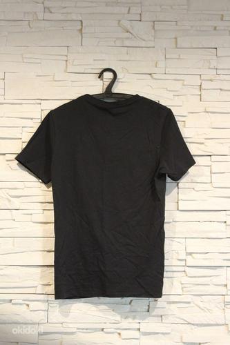 Черная футболка Levise (фото #2)