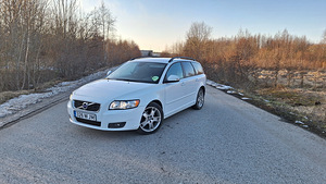 Volvo v50 2.0, 100kw (3 foto / 9)