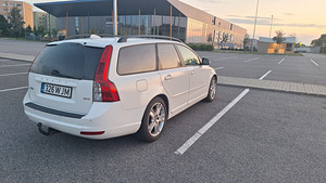 Volvo v50 2.0, 100kw (5 foto / 13)