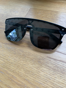 Louis Vuitton sunglasses (2 foto / 3)