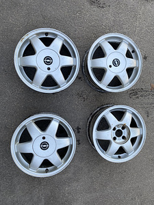OPEL 4x100 15" veljed (2 foto / 3)