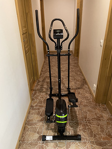 Elliptical trainer / Elliptiline trenažöör (1 foto / 5)