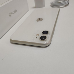 iPhone 11 64 ГБ (1 фото из 1)