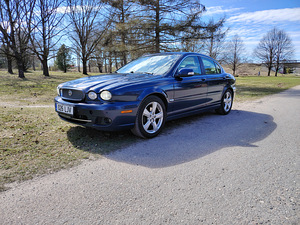Jaguar X-Type (1 фото из 11)