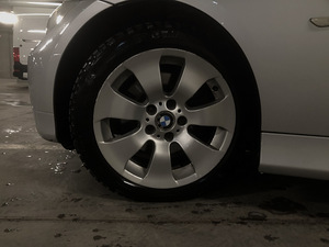 BMW 330Xi (6 foto / 11)