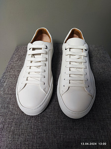 Hugo Boss (5 foto / 5)
