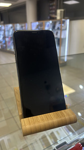 iPhone XS 64GB Grey heas seissukorras (2 foto / 4)