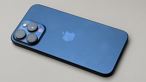 iPhone 15 Pro Max 256GB Blue heas korras (2 foto / 2)