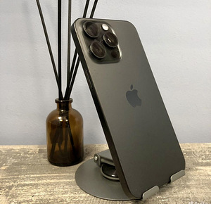 iPhone 15 Pro Max 256Gb Black Titanium väga heas korras (2 foto / 3)
