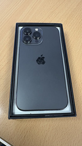 Apple iPhone 13 Pro 256Gb Grey v heas korras (1 foto / 4)