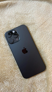 Apple iPhone 16 Pro Max 256Gb Black Titanium, v heas korra (2 foto / 2)