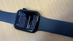 Apple Watch SE2 44mm GPS Black Uueväärne (4 foto / 4)