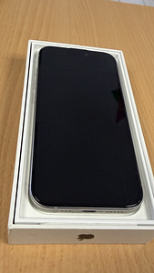 iPhone 15 Pro 128Gb White heas seissukorras (2 foto / 2)