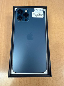 iPhone 12 Pro Max 128Gb Blue v heas seissukorras (1 foto / 3)