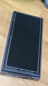 Samsung Galaxy S25 Ultta 12/256Gb Titanium Grey uueväärne (4 foto / 4)