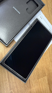 Samsung Galaxy S25 Ultra 12/256Gb Tiitanium Black uueväarne (2 foto / 3)