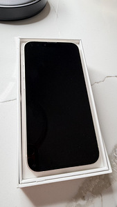 Apple iPhone 14 256Gb White v heas korras (5 foto / 5)