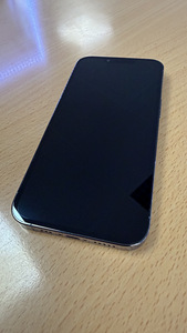 iPhone 13 Pro 256Gb Sierra Blue v heas seissukorras (4 foto / 5)