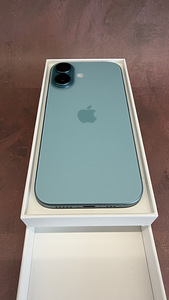 Apple iPhone 16 128Gb Teal ( Roheline) Uueväärne (1 foto / 8)