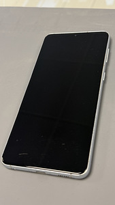Samsung Galaxy S21 Plus 128Gb Silver heas korras (2 foto / 2)