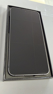 Samsung Galaxy S24 8/128Gb Black в очень хорошем состоянии (3 фото из 4)